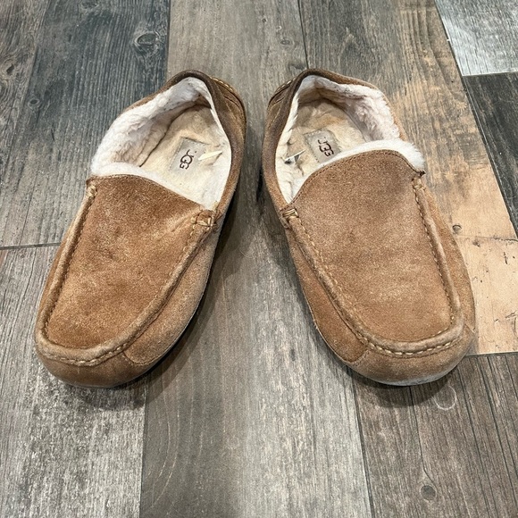 UGG Ascot Mens Slipper moccasin Loafers Slip On Casual Suede 1101110 Size 10 - Picture 1 of 8